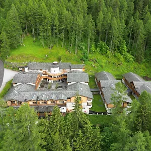 boscone-suite-hotel.it-lombardy.com/